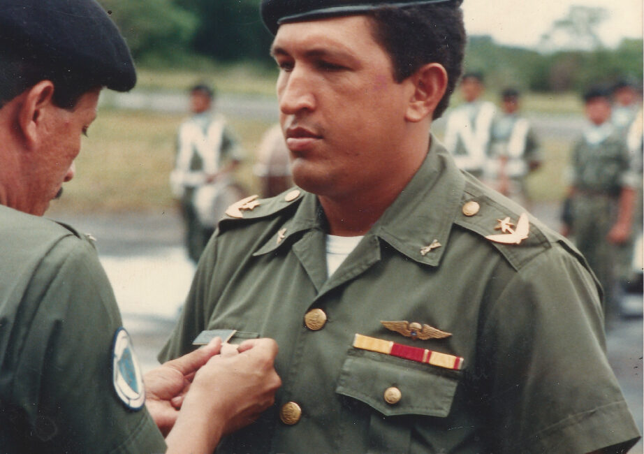 El oscuro episodio del teniente Adarmes: Un expediente oculto en la historia secreta de Hugo&nbsp;Chávez